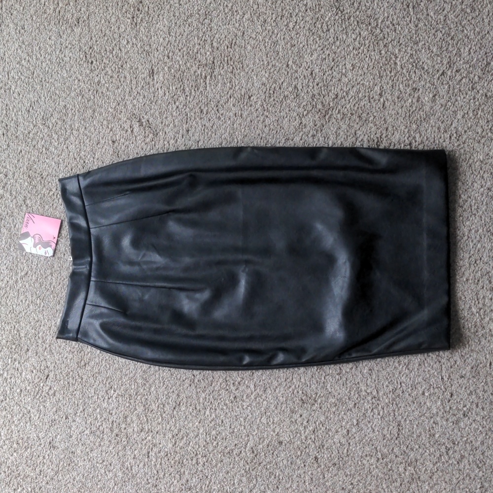 Vixen by Micheline Pitt Black Faux Leather Pencil Skirt